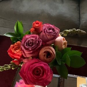 Meet your Posher, Laura